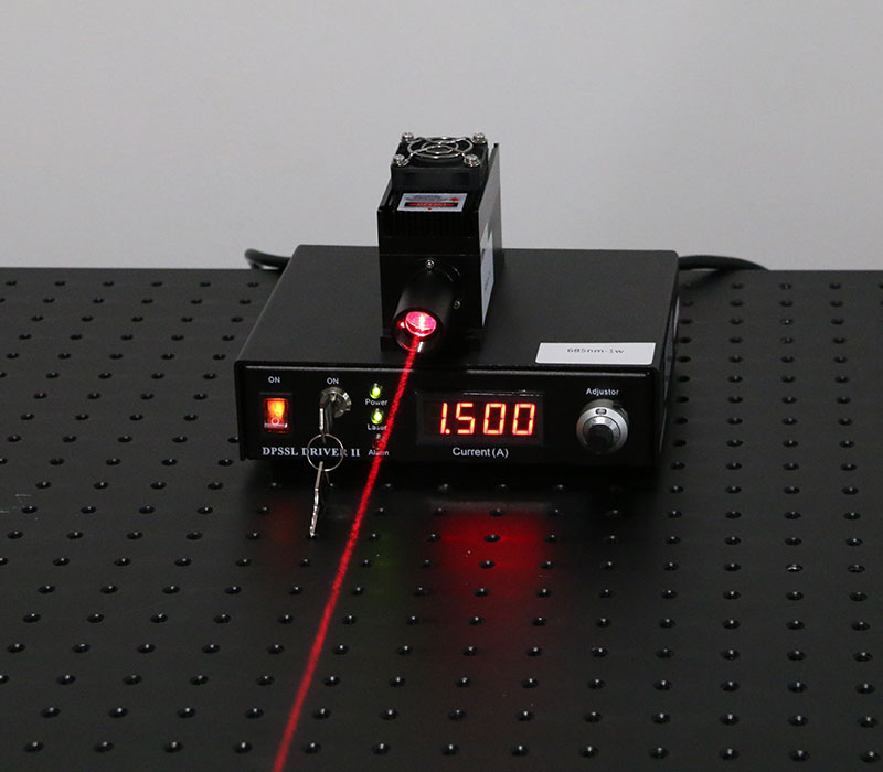 665nm 1000mW 半導体レーザー 赤色 ダイオードレーザー光源